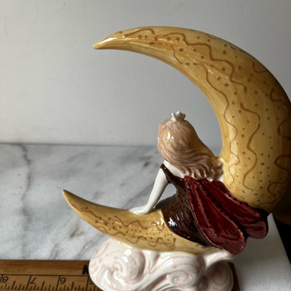 Enchanted Moon Fairy Figurine - Yellow and Brown vintage - Picture 9 of 10